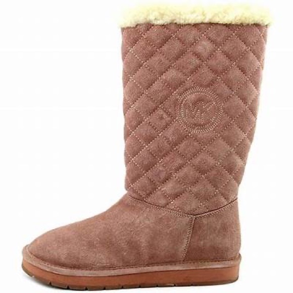 Michael Kors Pink Suede Quilted Winter Boots - Picture 1 of 16